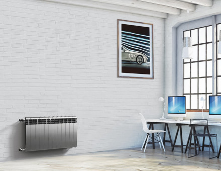 Биметаллический радиатор Royal Thermo BiLiner 350 Silver Satin VR80 - 8 секц.